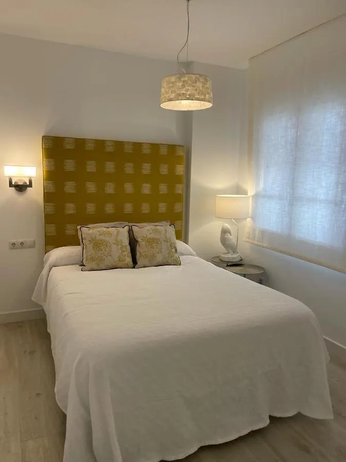 Piso En Fuengirola Castillo Sohail 0*,  Spain