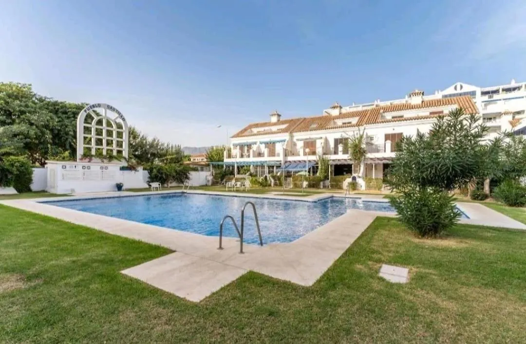 Piso En Fuengirola Castillo Sohail 0*,